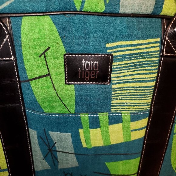 Tara Tiger Geometric Printed Canvas/Leather XL Tote/Carryall - Picture 2 of 5